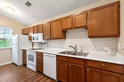 6644 Wareham Court, Centerville, OH 45459 - Photo 8