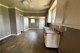 107 Sherman St, Dayton, OH 45403 - Photo 8