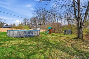 1466 S Central Dr, Beavercreek, OH 45432 - Photo 34