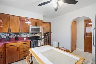 1466 S Central Dr, Beavercreek, OH 45432 - Photo 14