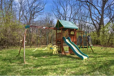 1466 S Central Drive, Beavercreek, OH 45432 - Photo 36