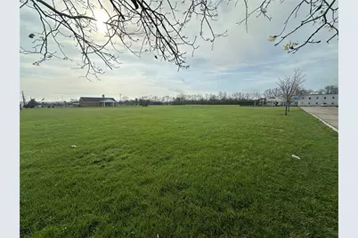 Na Olive Road, Trotwood, OH 45426 - Photo 2