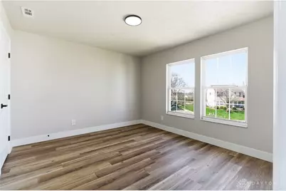 10124 S Cliff Swallow Court, Miamisburg, OH 45342 - Photo 14