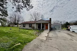 2937 Wylie Dr, Fairborn, OH 45324 - Photo 2