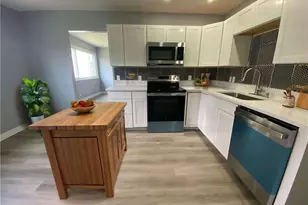 4814 Woodland Hills Blvd, Dayton, OH 45414 - Photo 6