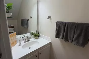 9312 Captiva Bay Dr, Miami Township, OH 45342 - Photo 12