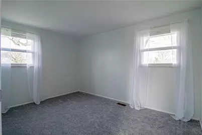 489 Caldwell Circle, Bethel Twp, OH 45344 - Photo 6