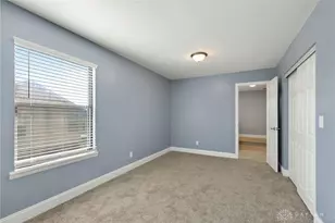 6660 Deer Bluff Dr, Huber Heights, OH 45424 - Photo 30