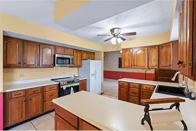 1323 W State Route 571, Tipp City, OH 45371 - Photo 32