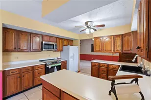 1323 W State Route 571, Tipp City, OH 45371 - Photo 32