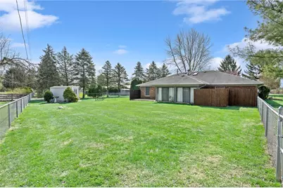 1323 W State Route 571, Tipp City, OH 45371 - Photo 28