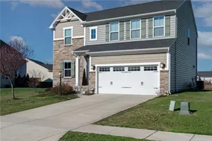 32 Waterford Blvd, Fairborn, OH 45324 - Photo 1