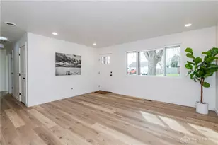 1731 Navajo Dr, Xenia, OH 45385 - Photo 8