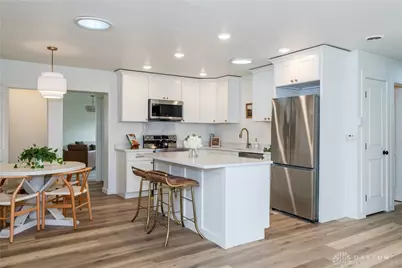 1731 Navajo Drive, Xenia, OH 45385 - Photo 6