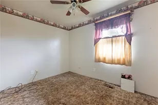 7619 Bassett Dr, Huber Heights, OH 45424 - Photo 14