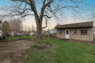 7619 Bassett Dr, Huber Heights, OH 45424 - Photo 18