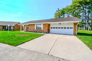 6859 Willow Creek Dr, Huber Heights, OH 45424 - Photo 2