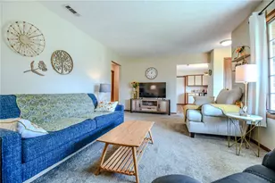 6859 Willow Creek Dr, Huber Heights, OH 45424 - Photo 12