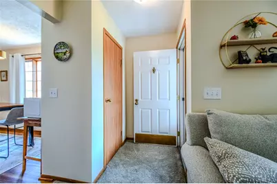 6859 Willow Creek Drive, Huber Heights, OH 45424 - Photo 8