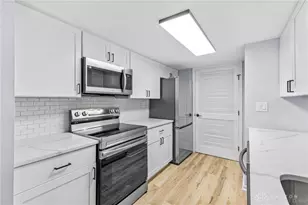 10555 Montgomery Rd, Sycamore Township, OH 45242 - Photo 6