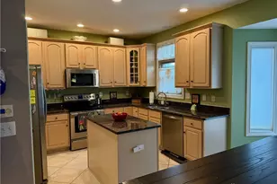 1629 Sunnington Grove Dr, Washington Twp, OH 45458 - Photo 14