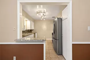 1810 S Main St, Dayton, OH 45409 - Photo 18