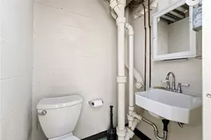 1810 S Main St, Dayton, OH 45409 - Photo 46