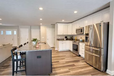 1978 Lakeview Drive, Xenia, OH 45385 - Photo 4