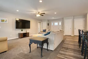 1978 Lakeview Dr, Xenia, OH 45385 - Photo 14