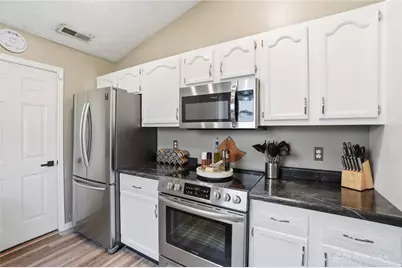 4381 Coach Light Trail, Dayton, OH 45424 - Photo 16