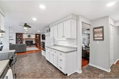 2848 Ellen Lane, Beavercreek, OH 45430 - Photo 8