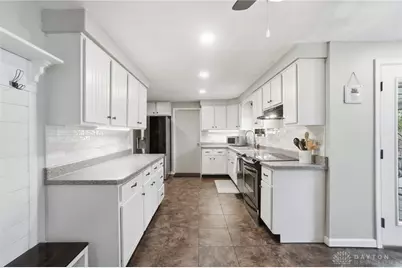 2848 Ellen Lane, Beavercreek, OH 45430 - Photo 24