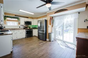 4219 Sugar Leaf Dr, Bellbrook, OH 45440 - Photo 16