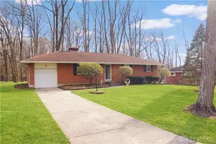 2731 Bahns Dr, Beavercreek, OH 45434 - Photo 1