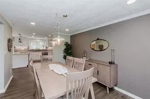 9043 Academy View Ct, Washington Twp, OH 45458 - Photo 10