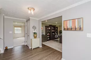 9043 Academy View Ct, Washington Twp, OH 45458 - Photo 6