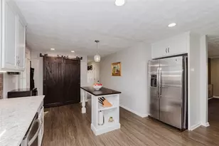 9043 Academy View Ct, Washington Twp, OH 45458 - Photo 16