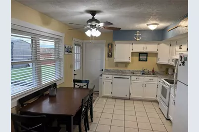 401 Chestnut Drive, Eaton, OH 45320 - Photo 4