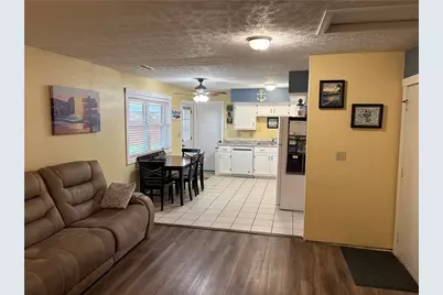 401 Chestnut Drive, Eaton, OH 45320 - Photo 6