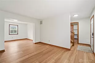 2255 Woodstock Ct, Troy, OH 45373 - Photo 10