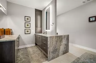 1864 Tossing Mane Ct, Centerville, OH 45458 - Photo 8