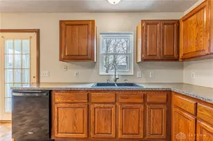 921 McDowell St, Xenia, OH 45385 - Photo 10