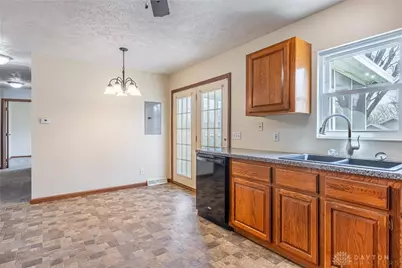 921 McDowell Street, Xenia, OH 45385 - Photo 12