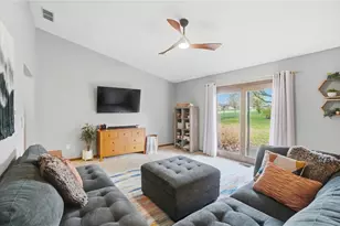 631 Wilson Park Dr, Dayton, OH 45449 - Photo 10