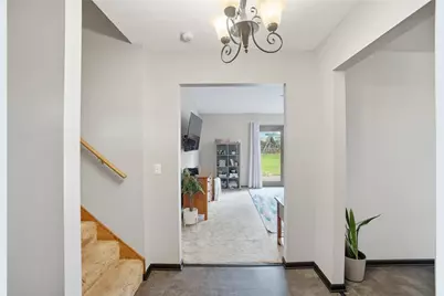 631 Wilson Park Drive, Dayton, OH 45449 - Photo 8