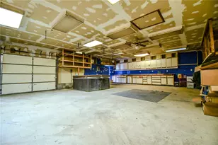 3223 Ravenwood Rd, Fairborn, OH 45324 - Photo 36