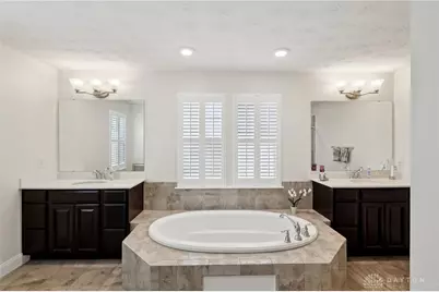 10276 Benjamin Way, Centerville, OH 45458 - Photo 24