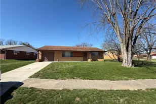 5723 Lily Ln, Harrison Twp, OH 45414 - Photo 2