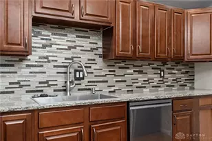 1681 Hillwood Dr, Kettering, OH 45439 - Photo 12