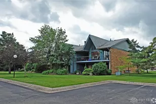 1943 Washington South Dr, Washington Twp, OH 45458 - Photo 2